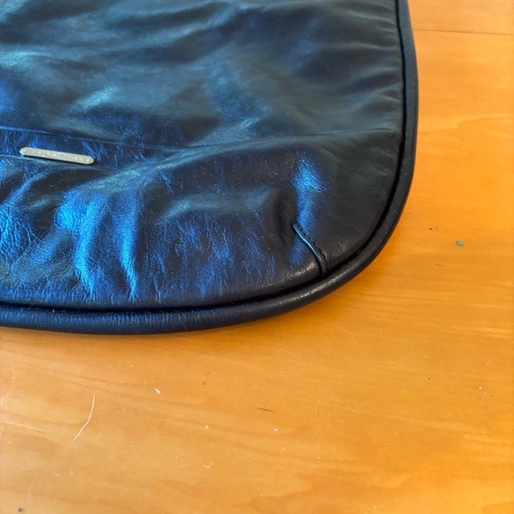 Trina Turk Black Leather Manhattan Large Shoulder Bag Tote - Picture 4 of 14